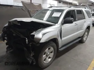 2008 Toyota 4Runner SR5 with VIN JTEZU14R58K011954, listed as a IAAI auction lot 41750443 with 262,787 mi miles. Bid and sale history available at carsss.com. Image 2.