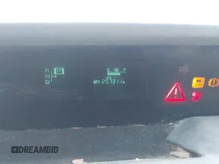 2007 Toyota Prius z VIN JTDKB20U973221624, wystawiony jako IAAI lot #42484947 z przebiegiem 257 311 mil mil oraz . Historia ofert i sprzedaży dostępna na DreamBid. Obrazek 7.