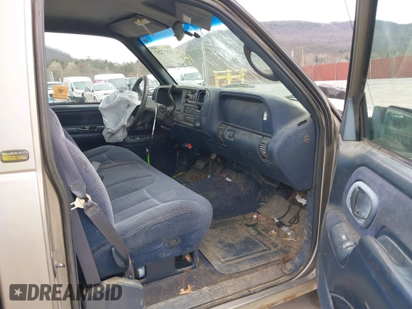 1998 Chevrolet Silverado 1500 with VIN 1GCEK14R4WZ171854, listed as a IAAI auction lot 41837257 with Not Provided miles and . Bid and sale history available at DreamBid. Image 5.