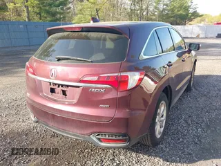 2018 Acura RDX Technology with VIN 5J8TB4H51JL021939, listed as a IAAI auction lot 42119140 with 101,322 mi miles and . Bid and sale history available at carsss.com. Image 4.