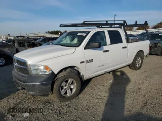 2016 Ram 1500 Tradesman z VIN 1C6RR7ST4GS124663, wystawiony jako Copart lot #68380352 z przebiegiem 251 816 mil mil oraz Szkoda całkowita • Salvage title. Historia ofert i sprzedaży dostępna na DreamBid. Obrazek 1.