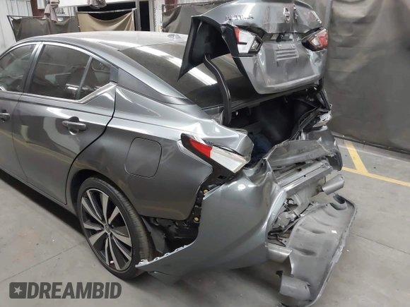 2022 Nissan Altima SR z VIN 1N4BL4CV8NN414447, wystawiony jako IAAI lot #42047746 z przebiegiem 52 389 mil mil oraz . Historia ofert i sprzedaży dostępna na DreamBid. Obrazek 6.