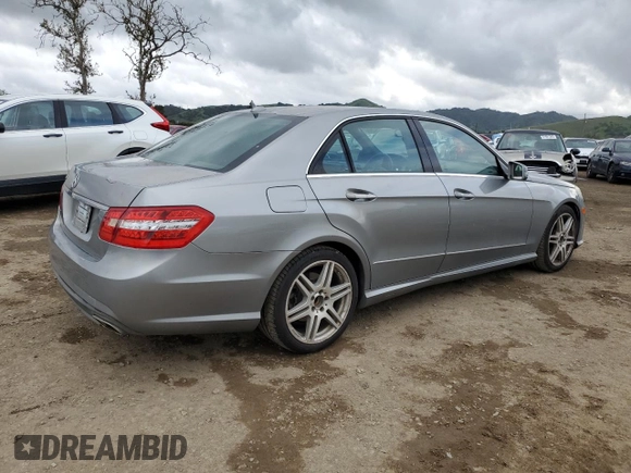 2010 Mercedes-Benz E-Class E 350 Luxury with VIN WDDHF5GB3AA103498, listed as a Copart auction lot 49733685 with 117,195 mi miles and Salvage Title. Bid and sale history available at carsss.com. Image 3.