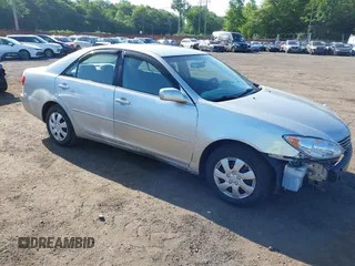 2005 Toyota Camry STD с VIN 4T1BE32K75U522761, выставлен на аукционе IAAI как лот 42559432 с пробегом 147 861 миль миль и . История ставок и продаж доступна на DreamBid. Изображение 1.