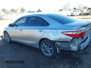 2015 Toyota Camry XLE with VIN 4T1BF1FK7FU886921, listed as a IAAI auction lot 41626611 with 171,377 mi miles. Bid and sale history available at carsss.com. Image 15.