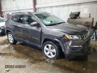 2018 Jeep Compass Latitude with VIN 3C4NJDBB5JT238214, listed as a Copart auction lot 52387725 with 61,325 mi miles and Salvage Title. Bid and sale history available at DreamBid. Image 4.