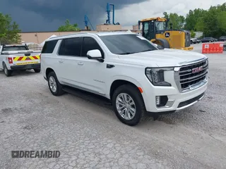 2024 GMC Yukon XL SLT z VIN 1GKS2GKD5RR262220, wystawiony jako IAAI lot #42035424 z przebiegiem 11 968 mil mil oraz . Historia ofert i sprzedaży dostępna na DreamBid. Obrazek 1.