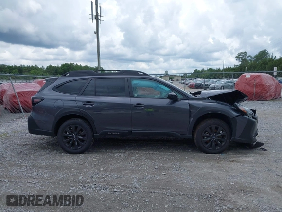 2025 Subaru Outback Onyx z VIN 4S4BTALCXS3181505, wystawiony jako IAAI lot #42365723 z przebiegiem 8 654 mil mil oraz . Historia ofert i sprzedaży dostępna na DreamBid. Obrazek 13.