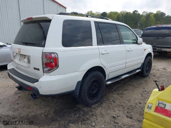 2007 Honda Pilot EX-L with VIN 5FNYF28737B011200, listed as a IAAI auction lot 41927554 with 252,073 mi miles. Bid and sale history available at carsss.com. Image 4.