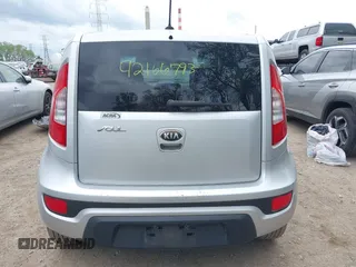 2013 Kia Soul + z VIN KNDJT2A63D7761273, wystawiony jako IAAI lot #42166793 z przebiegiem 134 647 mil mil oraz . Historia ofert i sprzedaży dostępna na DreamBid. Obrazek 16.