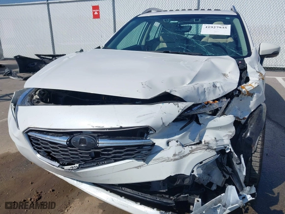 2019 Subaru Impreza Limited with VIN 4S3GTAU65K3749761, listed as a IAAI auction lot 41927935 with 47,131 mi miles. Bid and sale history available at carsss.com. Image 6.