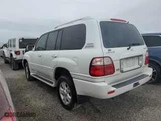 2005 Lexus LX 470 with VIN JTJHT00W453550903, listed as a Copart auction lot 73999004 with 186,124 mi miles and Non Repairable. Bid and sale history available at carsss.com. Image 2.