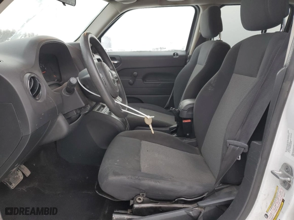 2011 Jeep Patriot Sport with VIN 1J4NF1GB9BD278211, listed as a Copart auction lot 44684325 with 82,266 mi miles and Salvage Title. Bid and sale history available at carsss.com. Image 7.