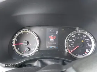 2021 Toyota Highlander L z VIN 5TDCZRBH9MS543232, wystawiony jako IAAI lot #41869895 z przebiegiem 41 031 mil mil oraz . Historia ofert i sprzedaży dostępna na DreamBid. Obrazek 7.