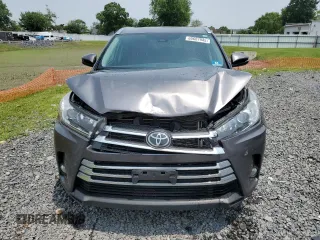 2018 Toyota Highlander Limited with VIN 5TDDZRFH9JS817037, listed as a Copart auction lot 60607945 with 101,624 mi miles and Salvage title. Bid and sale history available at DreamBid. Image 5.