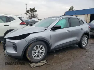 2024 Ford Escape Active with VIN 1FMCU9GN9RUB45661, listed as a Copart auction lot 43371945 with 1,636 mi miles and Non Repairable. Bid and sale history available at DreamBid. Image 1.