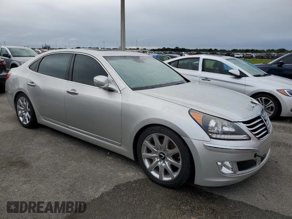 2011 Hyundai Equus Signature z VIN KMHGH4JF6BU034145, wystawiony jako Copart lot #74469184 z przebiegiem Nie podano mil oraz Szkoda całkowita • Salvage title. Historia ofert i sprzedaży dostępna na DreamBid. Obrazek 4.