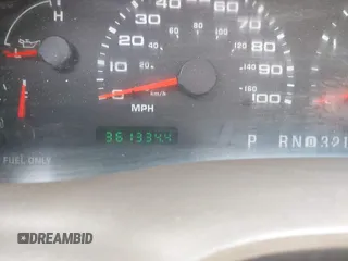 2004 Ford F-250 XL с VIN 1FTNW21P64EB75535, выставлен на аукционе IAAI как лот 42198874 с пробегом 361 334 миль миль и . История ставок и продаж доступна на DreamBid. Изображение 7.