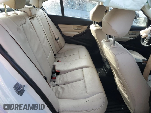 2018 BMW 3 Series 320i with VIN WBA8A9C55JAH12818, listed as a Copart auction lot 52110515 with 72,522 mi miles and Salvage title. Bid and sale history available at DreamBid. Image 10.
