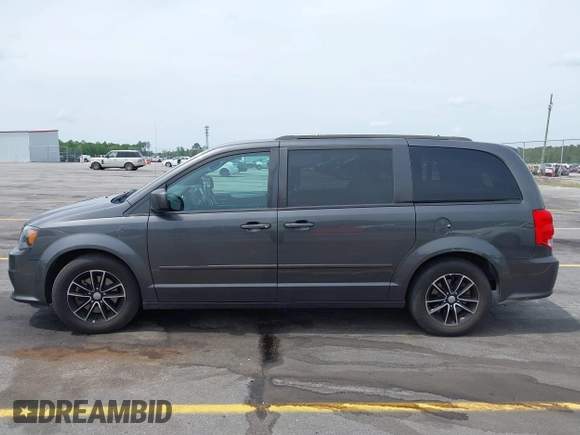 2016 Dodge Grand Caravan R/T with VIN 2C4RDGEG5GR352324, listed as a IAAI auction lot 42104176 with 179,460 mi miles and . Bid and sale history available at DreamBid. Image 14.