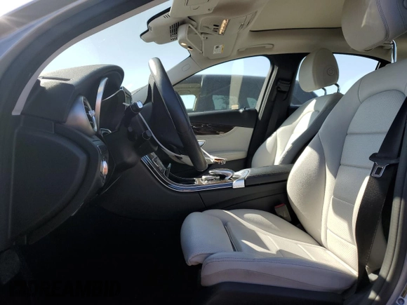 2015 Mercedes-Benz C 300 Luxury with VIN 55SWF4KBXFU095304, listed as a Copart auction lot 54377765 with 43,233 mi miles and Salvage Title. Bid and sale history available at DreamBid. Image 7.