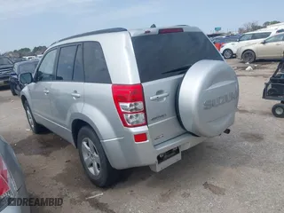 2008 Suzuki Grand Vitara XSport w/Snrf with VIN JS3TD944184102061, listed as a IAAI auction lot 41568021 with 149,610 mi miles. Bid and sale history available at carsss.com. Image 3.