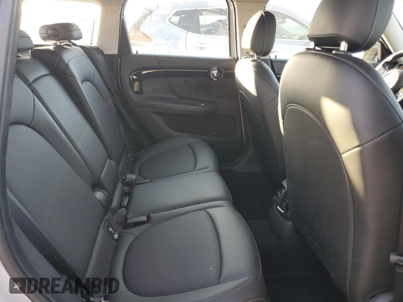 2022 MINI Countryman Cooper with VIN WMZ43BR00N3N70142, listed as a Copart auction lot 86846004 with 38,921 mi miles and Clean title. Bid and sale history available at DreamBid. Image 10.