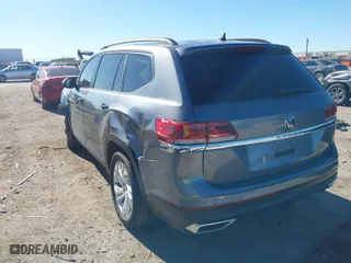 2023 Volkswagen Atlas 3.6L V6 SE w/Technology with VIN 1V2JR2CA4PC538749, listed as a IAAI auction lot 41206267 with 23,197 mi miles. Bid and sale history available at carsss.com. Image 3.