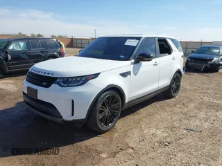 2017 Land Rover Discovery HSE Luxury with VIN SALRHBBV9HA019780, listed as a IAAI auction lot 40664026 with 108,624 mi miles. Bid and sale history available at carsss.com. Image 2.