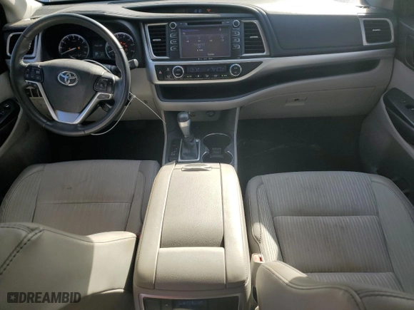 2016 Toyota Highlander LE Plus with VIN 5TDZKRFH8GS179768, listed as a Copart auction lot 45062885 with 58,440 mi miles and Salvage Title. Bid and sale history available at carsss.com. Image 8.