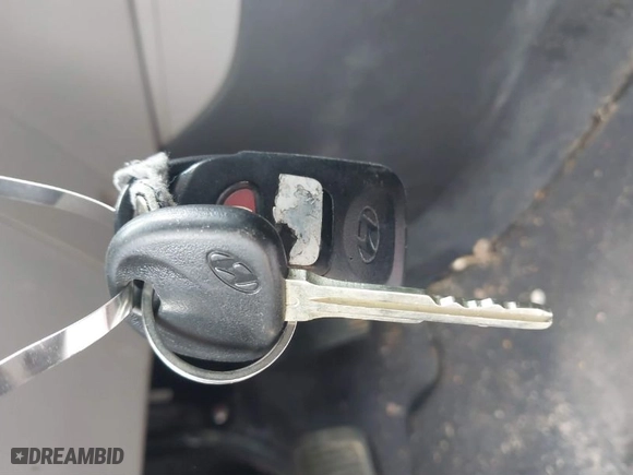 2018 Hyundai Elantra SE with VIN 5NPD74LF9JH280462, listed as a IAAI auction lot 41684089 with 136,514 mi miles. Bid and sale history available at carsss.com. Image 11.