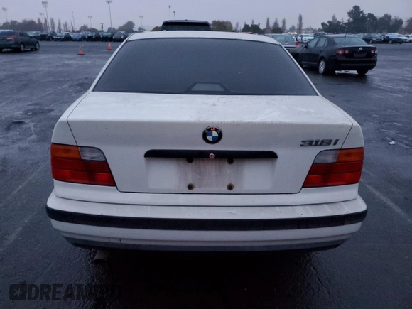 1995 BMW 3 Series z VIN WBACA532XSFG13649, wystawiony jako Copart lot #82580054 z przebiegiem Nie podano mil oraz Czysty tytuł • Clean title. Historia ofert i sprzedaży dostępna na DreamBid. Obrazek 6.