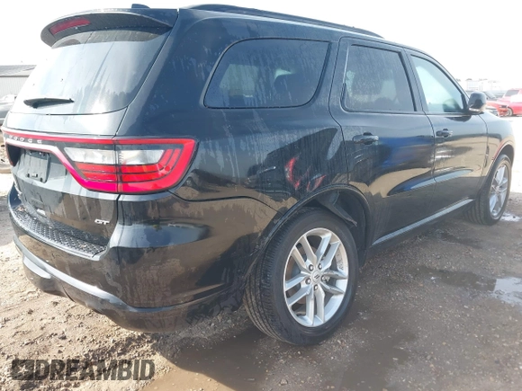 2025 Dodge Durango GT Plus with VIN 1C4RDJDG8SC517864, listed as a IAAI auction lot 42145958 with 5,582 mi miles and . Bid and sale history available at DreamBid. Image 4.