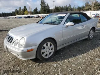 2002 Mercedes-Benz CLK-Class with VIN WDBLK65GX2T122333, listed as a Copart auction lot 52389475 with 62,752 mi miles and Salvage Title. Bid and sale history available at carsss.com. Image 1.