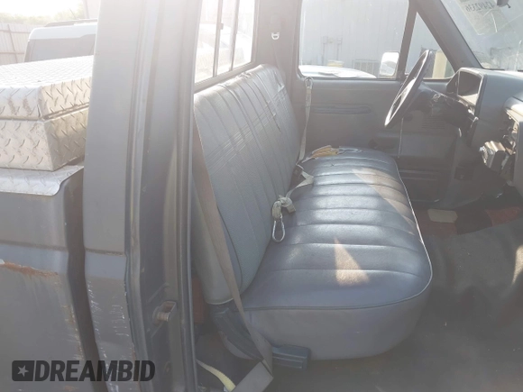 1987 Ford F-250 with VIN 1FTFF25N7HPA33055, listed as a IAAI auction lot 42492336 with 457,819 mi miles and . Bid and sale history available at DreamBid. Image 8.