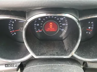 2013 Kia Optima LX z VIN 5XXGM4A73DG236538, wystawiony jako Copart lot #54799965 z przebiegiem 176 640 mil mil oraz Szkoda całkowita • Salvage title. Historia ofert i sprzedaży dostępna na DreamBid. Obrazek 9.