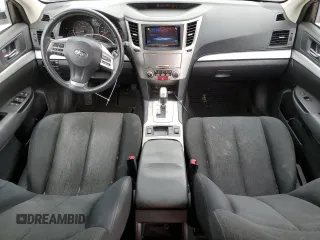 2014 Subaru Legacy Premium z VIN 4S3BMBC62E3037520, wystawiony jako Copart lot #54263525 z przebiegiem 172 782 mil mil oraz Czysty tytuł • Clean title. Historia ofert i sprzedaży dostępna na DreamBid. Obrazek 8.