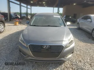 2017 Hyundai Sonata Hybrid Limited with VIN KMHE34L35HA068824, listed as a Copart auction lot 53780375 with 144,204 mi miles and Clean Title. Bid and sale history available at carsss.com. Image 5.
