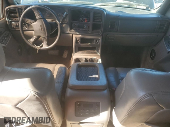 2005 GMC Yukon XL SLT with VIN 1GKFK16Z95J128632, listed as a Copart auction lot 45731985 with Not Provided miles and Salvage Title. Bid and sale history available at carsss.com. Image 8.