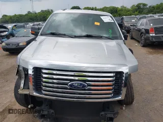 2012 Ford F-150 XL with VIN 1FTFW1EF1CFC73316, listed as a IAAI auction lot 42612752 with 122,941 mi miles and . Bid and sale history available at DreamBid. Image 12.