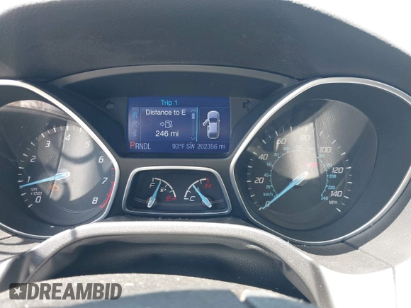 2013 Ford Focus SE z VIN 1FADP3F20DL235001, wystawiony jako IAAI lot #42343368 z przebiegiem 202 356 mil mil oraz . Historia ofert i sprzedaży dostępna na DreamBid. Obrazek 7.