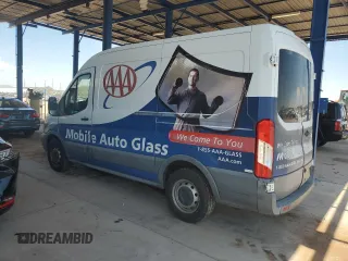 2015 Ford Transit z VIN 1FTNE1CM9FKA53207, wystawiony jako Copart lot #62840195 z przebiegiem 208 385 mil mil oraz Czysty tytuł • Clean title. Historia ofert i sprzedaży dostępna na DreamBid. Obrazek 2.