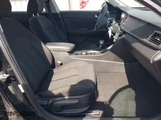 2017 Kia Optima LX with VIN 5XXGT4L35HG171971, listed as a IAAI auction lot 41600736 with 66,430 mi miles. Bid and sale history available at carsss.com. Image 5.