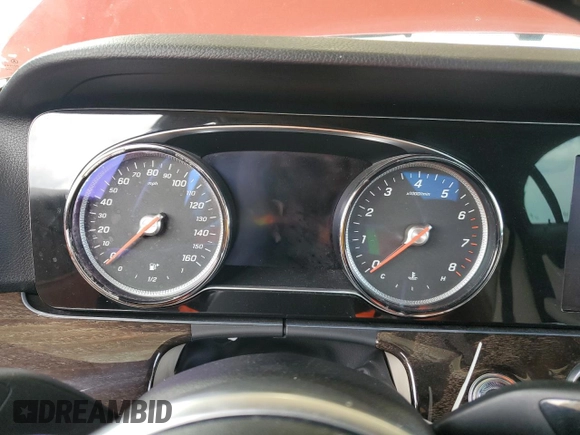 2019 Mercedes-Benz E 300 with VIN WDDZF4JB8KA511164, listed as a Copart auction lot 63814545 with Not provided miles and Clean title. Bid and sale history available at DreamBid. Image 9.