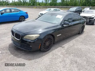 2011 BMW 7 Series 750Li с VIN WBAKB8C55BC852304, выставлен на аукционе IAAI как лот 42548356 с пробегом 166 529 миль миль и . История ставок и продаж доступна на DreamBid. Изображение 2.