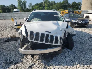 2016 Jeep Cherokee Altitude с VIN 1C4PJMCS7GW225779, выставлен на аукционе Copart как лот 63070925 с пробегом Не указан миль и Чистый • Clean title. История ставок и продаж доступна на DreamBid. Изображение 5.