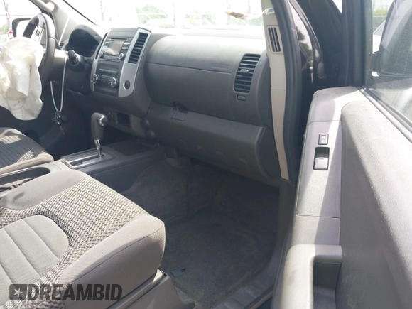 2013 Nissan Frontier SV z VIN 1N6AD0CW1DN754989, wystawiony jako IAAI lot #42277147 z przebiegiem 126 953 mil mil oraz . Historia ofert i sprzedaży dostępna na DreamBid. Obrazek 5.