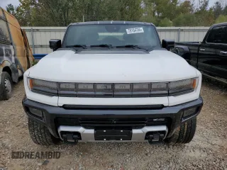 2024 GMC Hummer EV 3X with VIN 1GKB0RDC7RU103508, listed as a Copart auction lot 79104704 with Not Provided miles and Salvage Title. Bid and sale history available at carsss.com. Image 5.