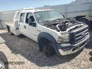 2007 Ford F-450 XL with VIN 1FDXW46P77EA80124, listed as a Copart auction lot 68305404 with Not Provided miles and Salvage Title. Bid and sale history available at carsss.com. Image 4.