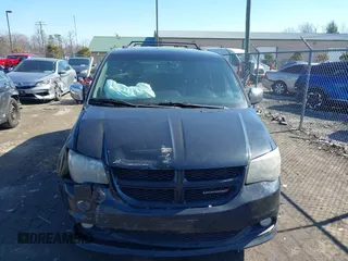 2014 Dodge Grand Caravan R/T with VIN 2C4RDGEG8ER187818, listed as a IAAI auction lot 41645145 with 181,779 mi miles and . Bid and sale history available at DreamBid. Image 12.